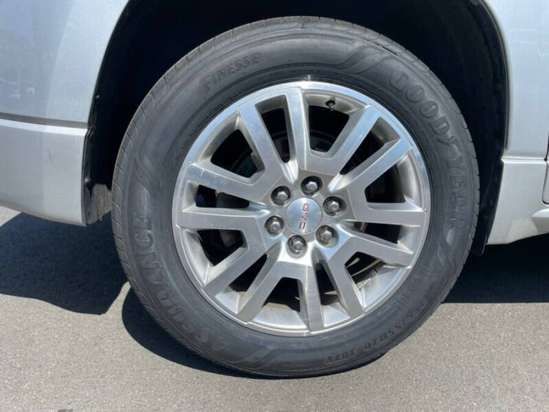 2015 GMC Acadia Denali