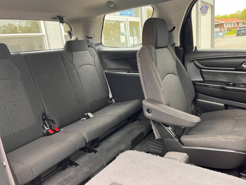 2015 GMC Acadia SLE-2