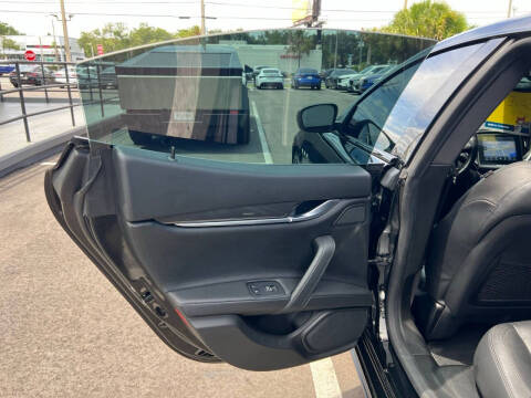 2019 Maserati Ghibli