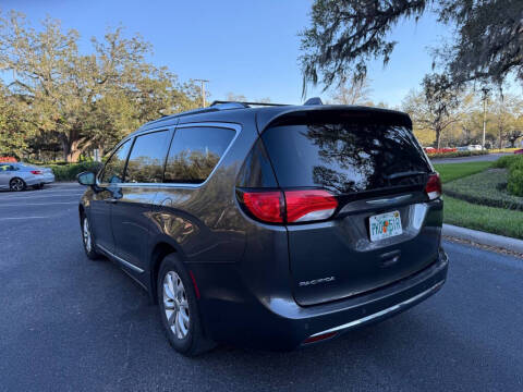 2018 Chrysler Pacifica Touring L
