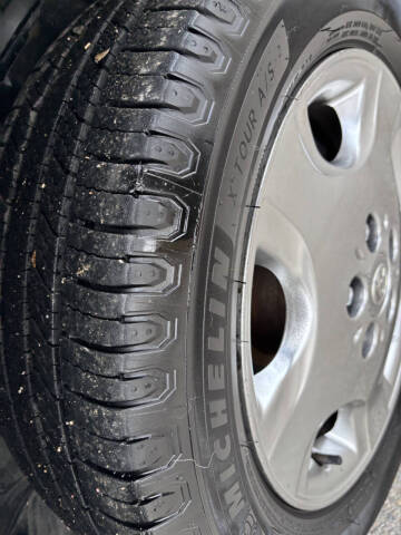 2004 Toyota Avalon XLS