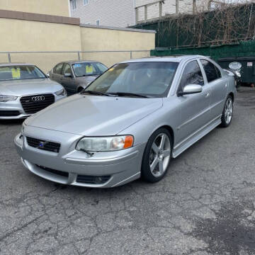 2005 Volvo S60 R