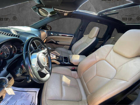 2016 Porsche Cayenne