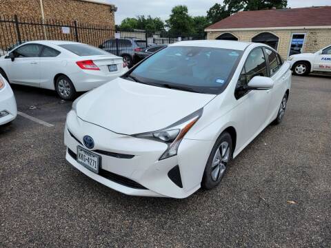 2017 Toyota Prius for sale at Family Dfw Auto LLC in Dallas TX