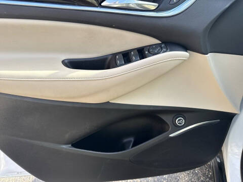 2019 Buick Enclave Essence