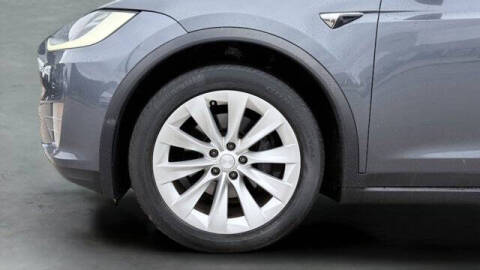 2020 Tesla Model X Long Range Plus