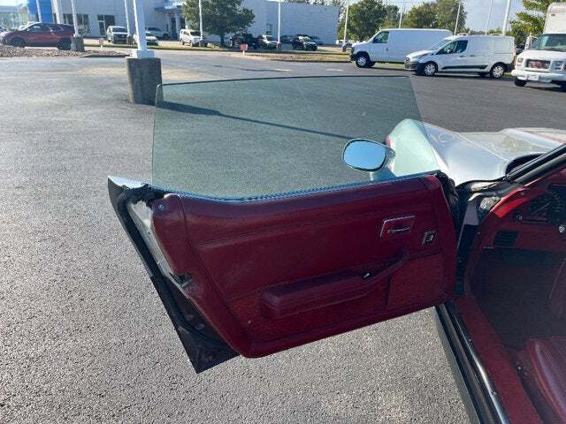 1982 Chevrolet Corvette 31