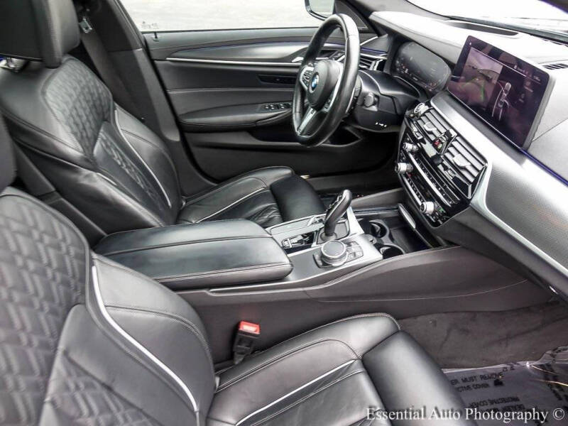 2021 BMW 5 Series M550i xDrive