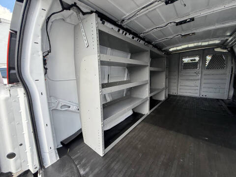 2018 GMC Savana 2500