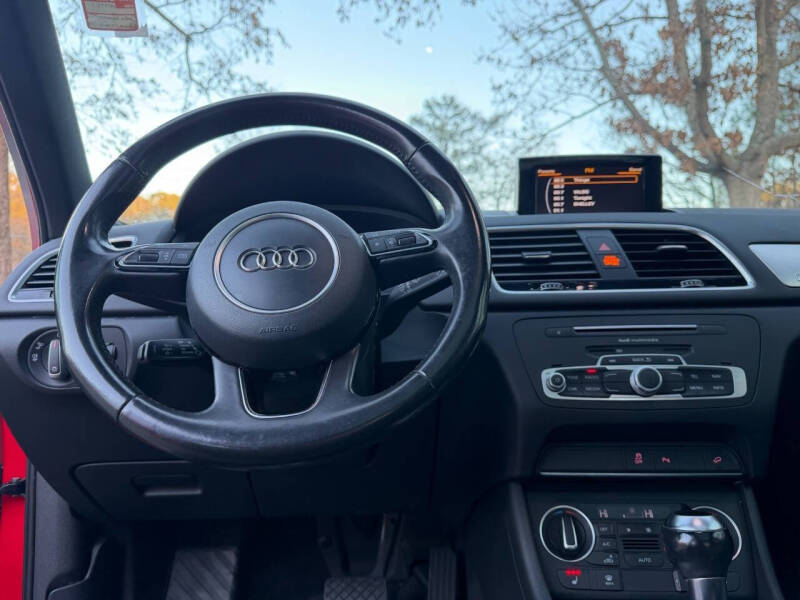 2017 Audi Q3 2.0T Premium Plus