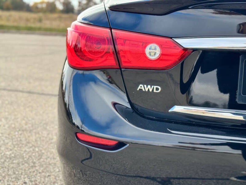 2017 Infiniti Q50 3.0T Signature Edition