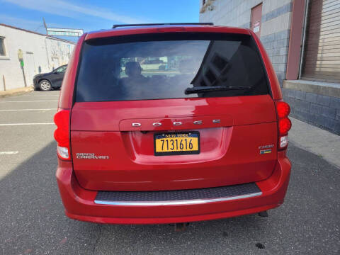 2012 Dodge Grand Caravan Crew