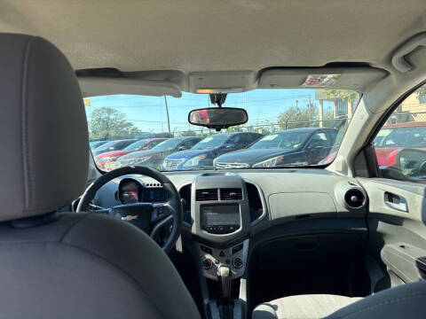 2015 Chevrolet Sonic LT Auto