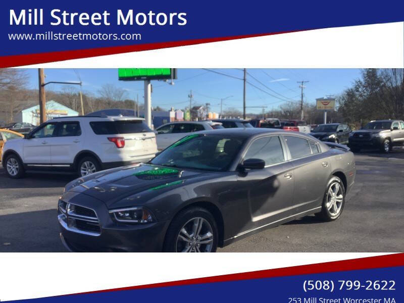 2013 Dodge Charger SXT's photo