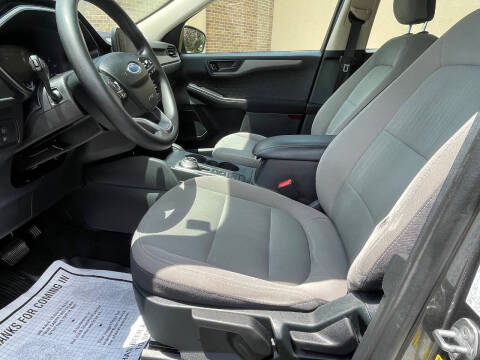 2020 Ford Escape S
