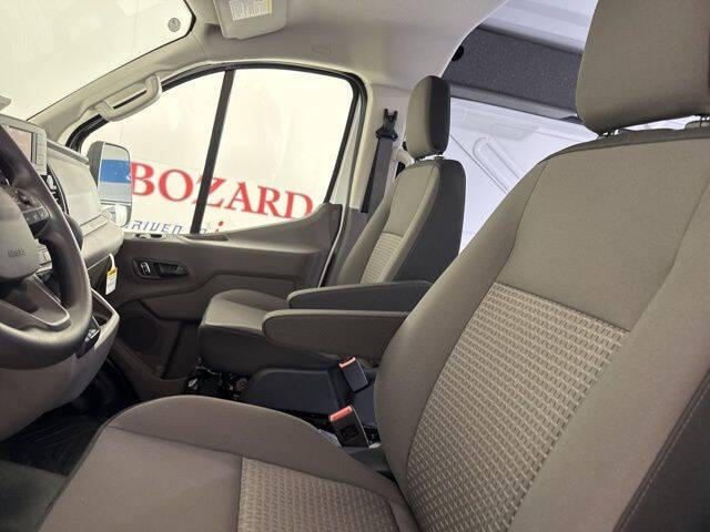 2025 Ford Transit 350 HD