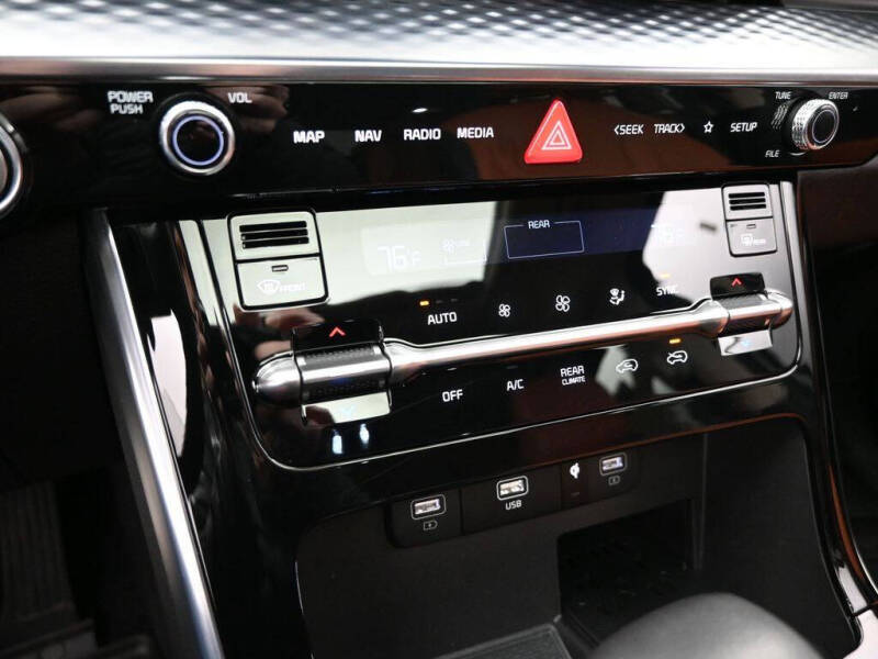 2024 Kia Carnival SX Prestige