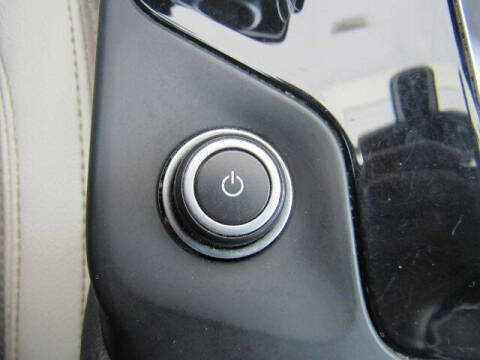 2022 Jaguar E-PACE P250 SE