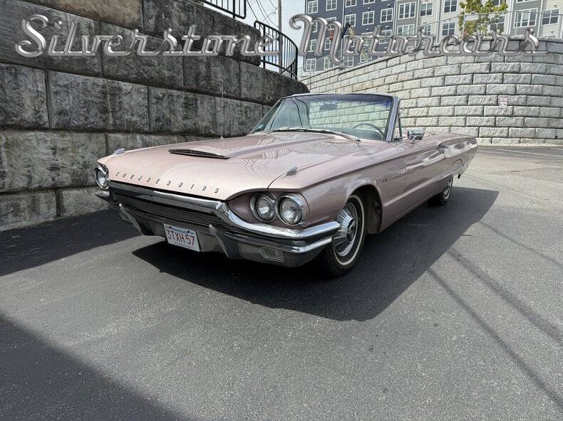1964 Ford Thunderbird