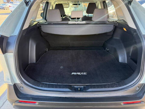 2020 Toyota RAV4 Hybrid XLE