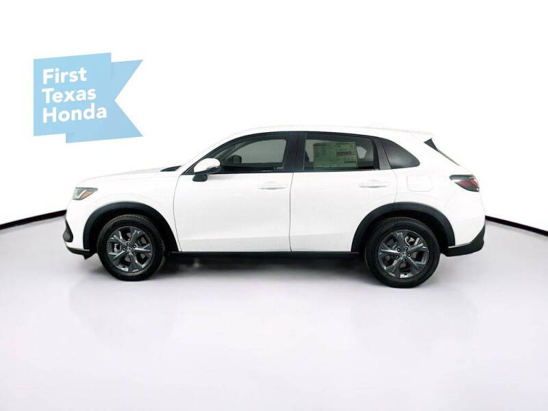 2027 Honda HR-V LX