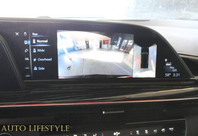 2023 Cadillac Escalade Sport