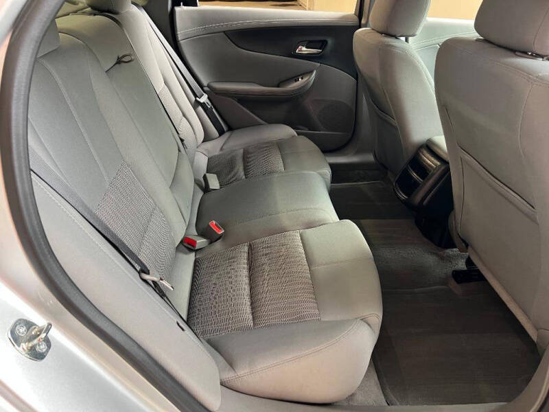 2017 Chevrolet Impala LS