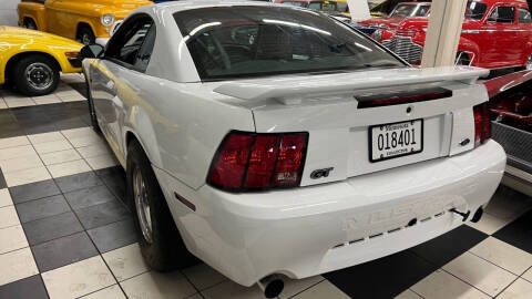 2001 Ford Mustang