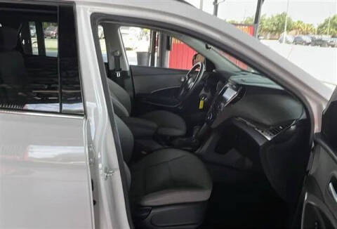 2018 Hyundai Santa Fe SE