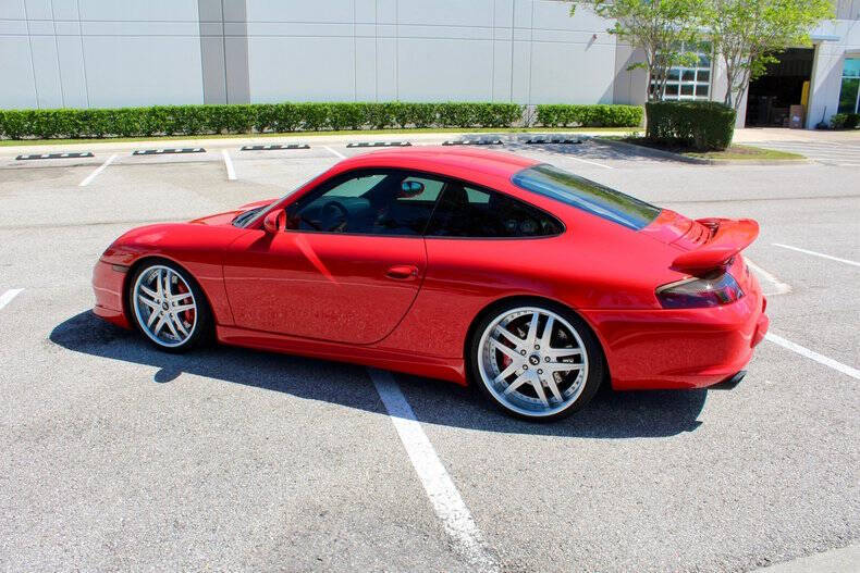2003 Porsche 911 Carrera