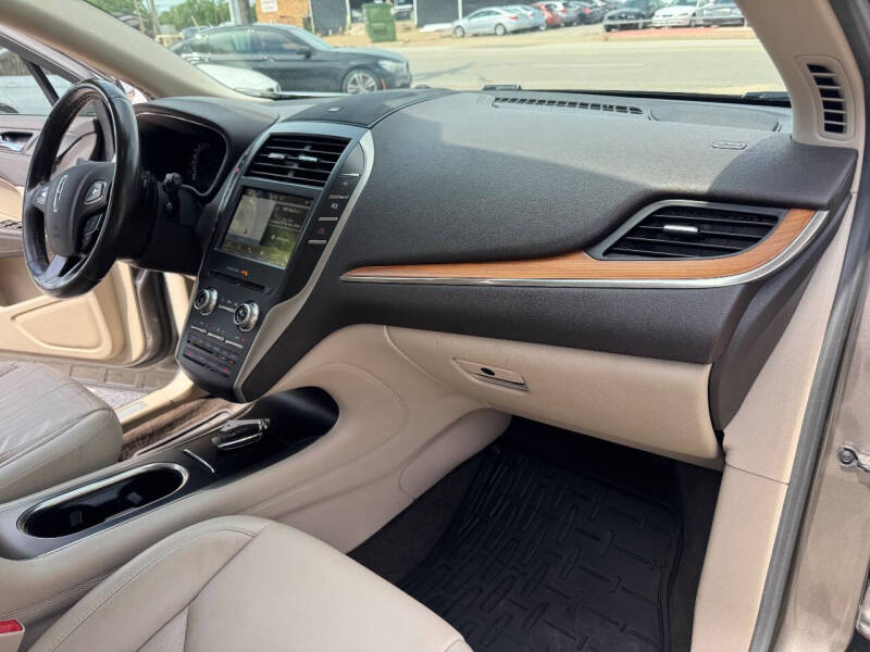 2017 Lincoln MKC Select