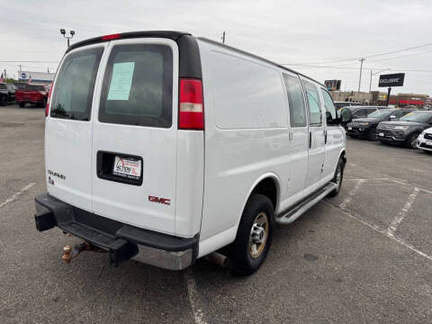 2015 GMC Savana 2500