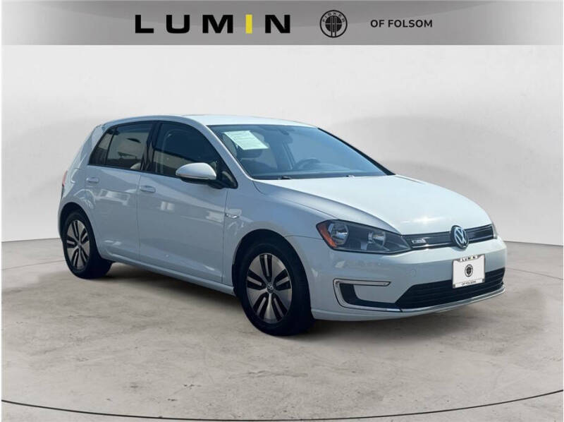 2016 Volkswagen e-Golf SE