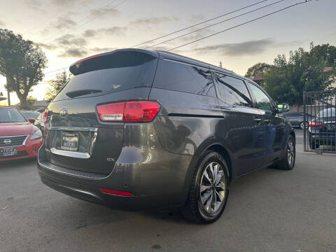 2015 Kia Sedona SX