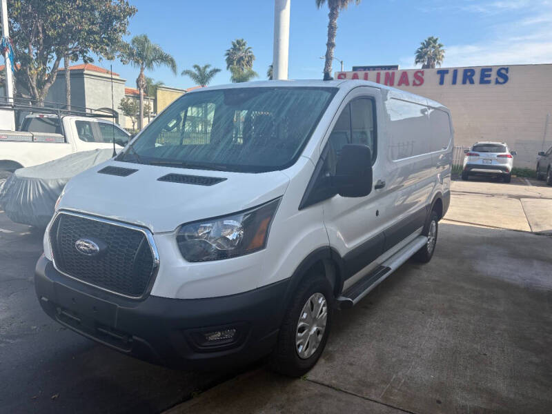 2024 Ford Transit Van Base's photo