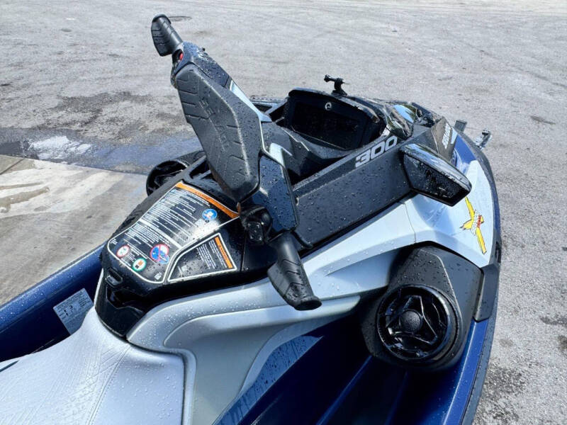 2023 Bombardier 14pc