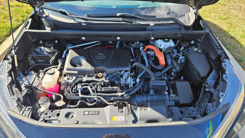 2021 Toyota RAV4 Hybrid LE