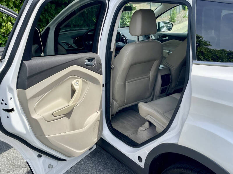 2015 Ford Escape SE