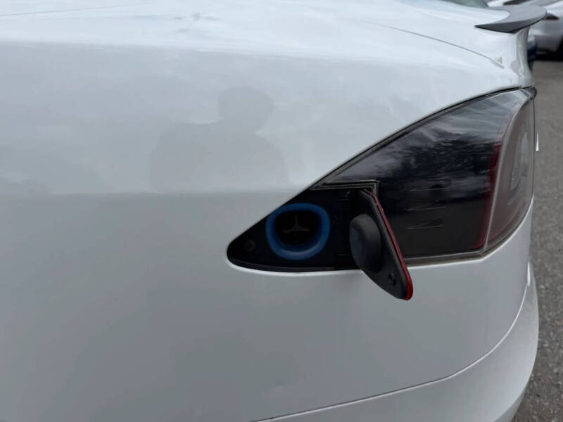 2020 Tesla Model S Performance