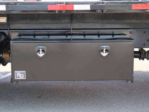 2022 Freightliner M2 106