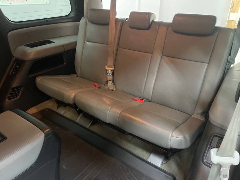 2011 Toyota Sequoia Platinum