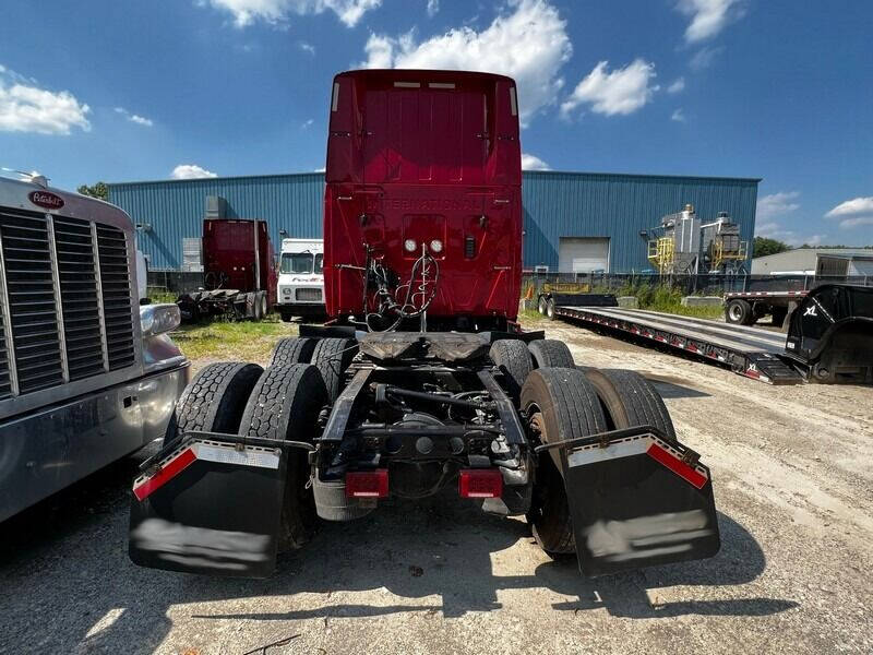 2018 International LT625