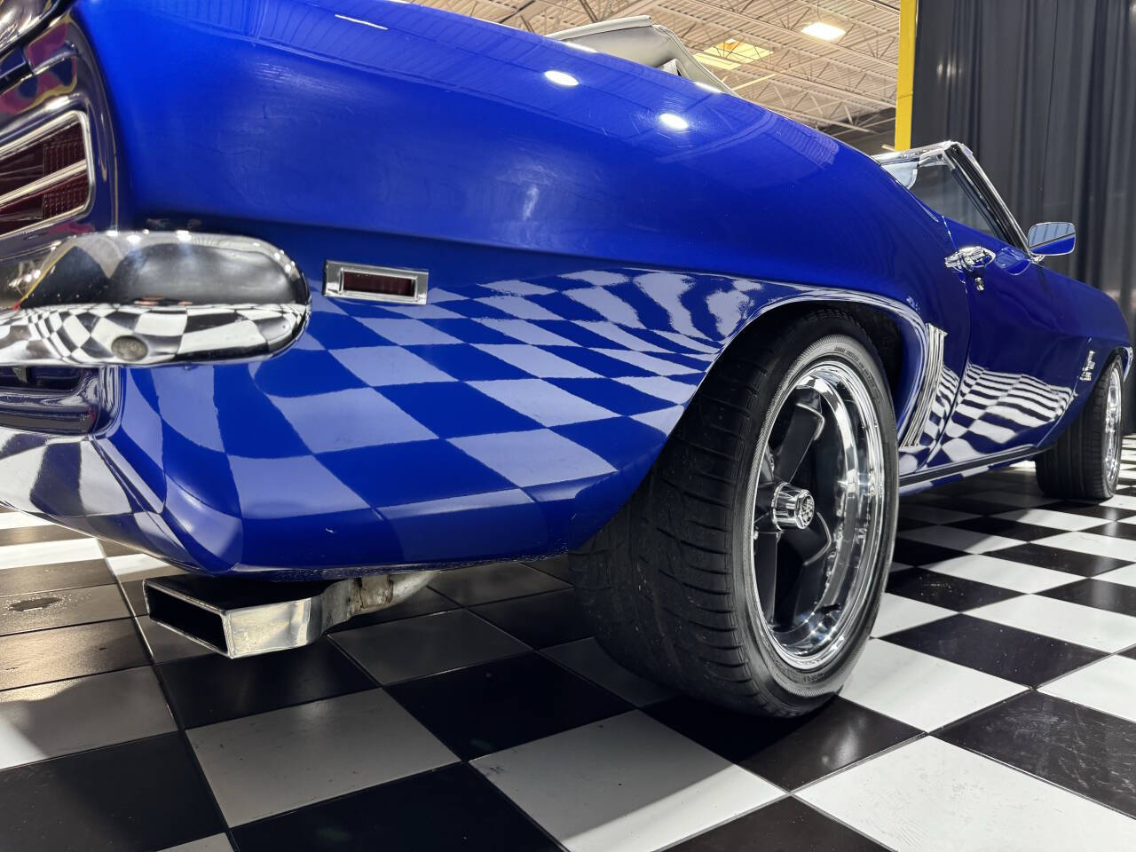 1969 Chevrolet Camaro 38