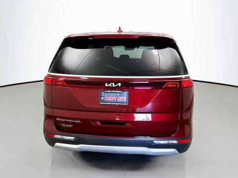 2022 Kia Carnival EX