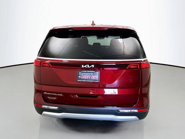 2022 Kia Carnival EX