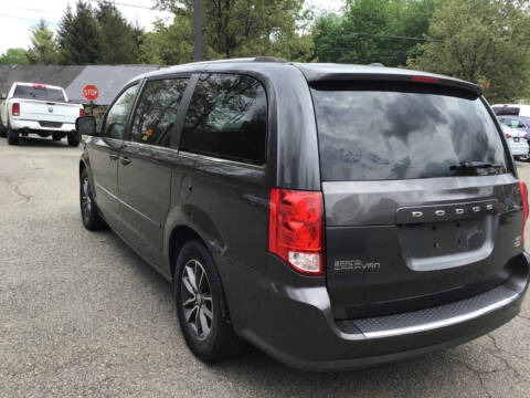 2016 Dodge Grand Caravan SXT Plus