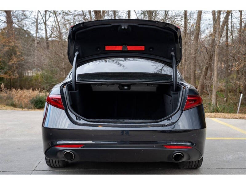 2017 Alfa Romeo Giulia Ti