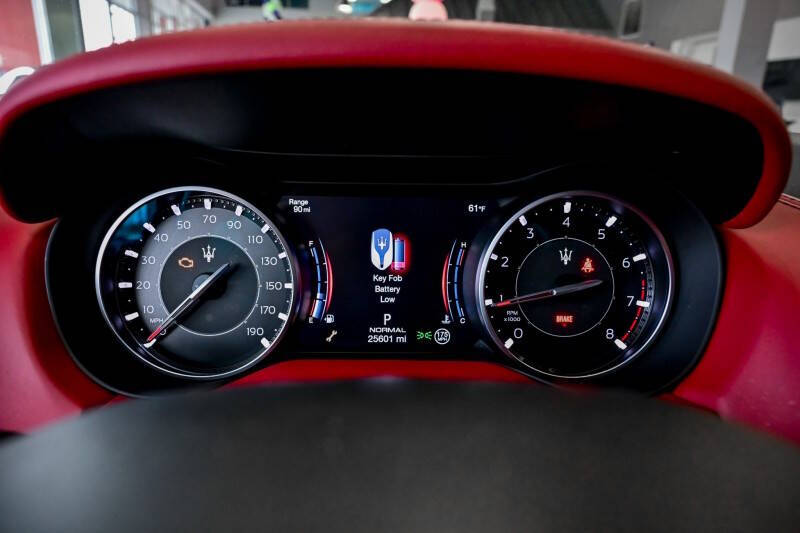 2022 Maserati Ghibli Modena