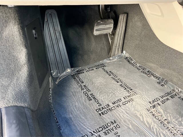 2025 Porsche 718 Cayman Style Edition