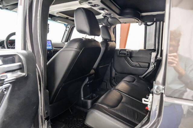 2017 Jeep Wrangler Unlimited Smoky Mountain